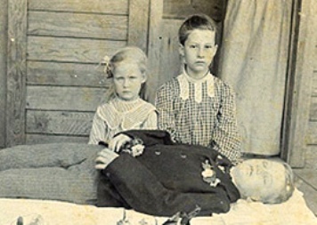 Dead man and his children